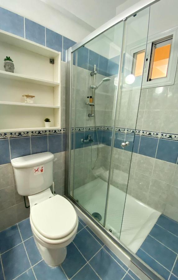 Cozy Poolside Apartment Paphos Exterior foto